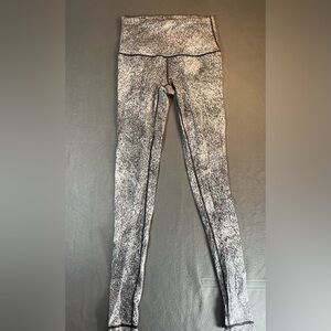 Lululemon Gray and Black Patterned Leggings